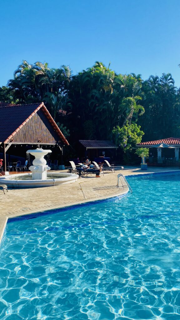 Hilton Cariari DoubleTree swimming pool